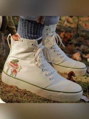 . Bangs Unisex Off White Toadstool Dreams Platform Embroidered High Top Sneakers